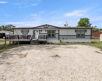 7088 County Road 3, Sweeny