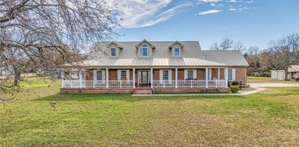 858 Redwood, Wilson