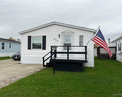 635 Birchwood Drive, Lockport-Town