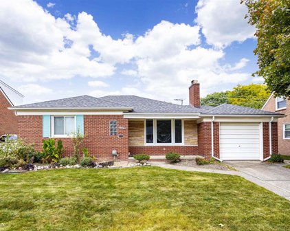22029 Benjamin, St. Clair Shores