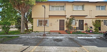 130 Sw 108th Ave Unit #J1, Sweetwater