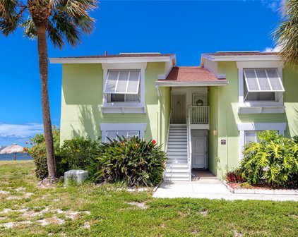 3735 42nd Way S Unit B, St Petersburg
