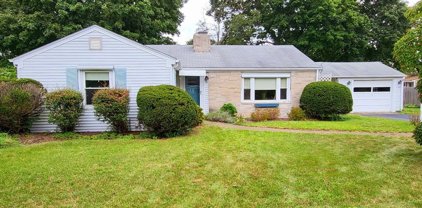 73 Harman Avenue, Seekonk