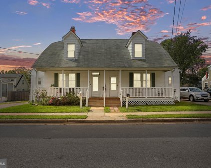 22 Sanford Ave, Catonsville