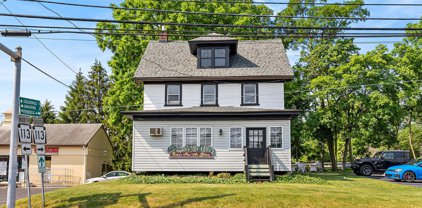 314 W Main St, Collegeville