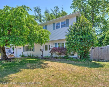 104 Cresci Boulevard, Hazlet