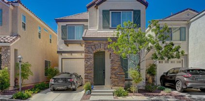 8215 Shaded Arbors Street, Las Vegas