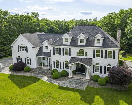 17 Bennington Road, Windham