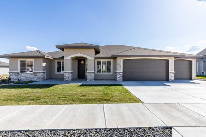 3937 Barbera St, Richland