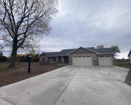 637 BRIARWOOD WAY, Plover