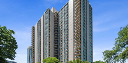 1255 N Sandburg Terrace Unit #2804E, Chicago