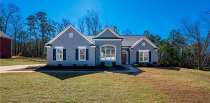 595 Ruby Forest Parkway, Suwanee