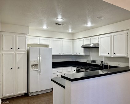 5155 W Tropicana Avenue Unit 1111, Las Vegas