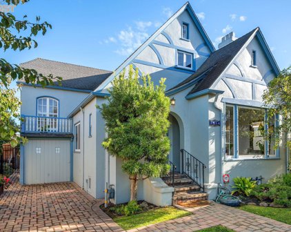 1814 Moreland Dr, Alameda