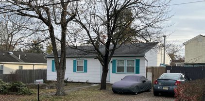 825 Lynnwood Avenue, Brick