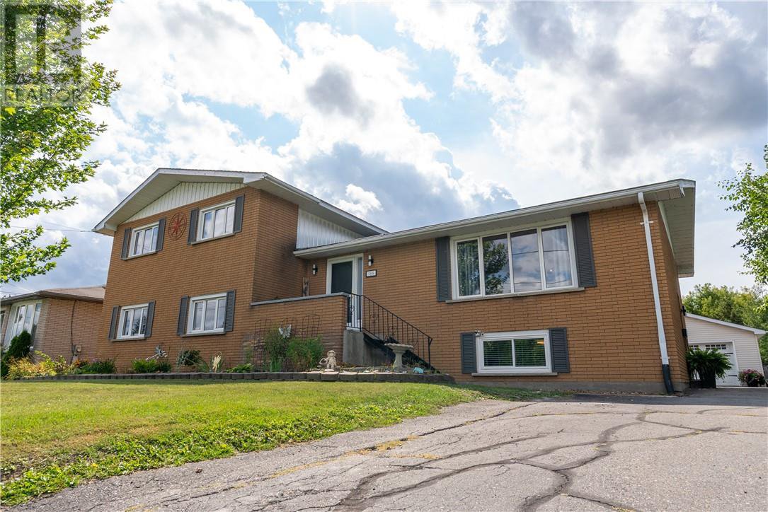 189 Rayside Avenue, Azilda listing thumbnail