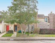 5229 Woodlawn Place, Bellaire image