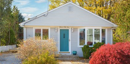 1165 Bullocks Point Avenue, East Providence