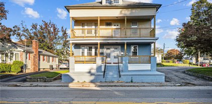 592 Dyer Avenue, Cranston