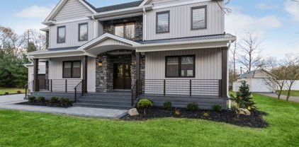12 Townsend Ave, Hanover Twp.