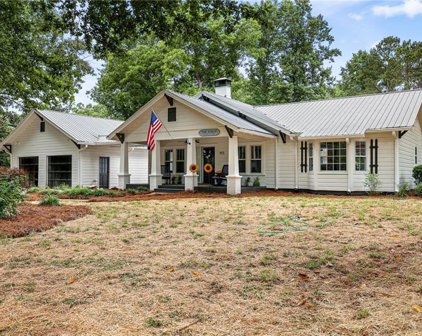 915 Homer Road, Woodstock