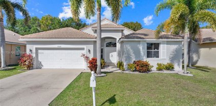 9164 Cove Point Cir, Boynton Beach