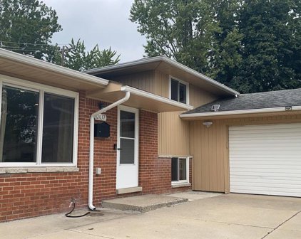12037 MALBURG, Sterling Heights