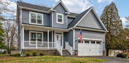 1022 Turkey Point Rd, Edgewater