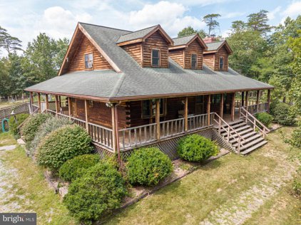 221 Gunpowder Ln, Inwood