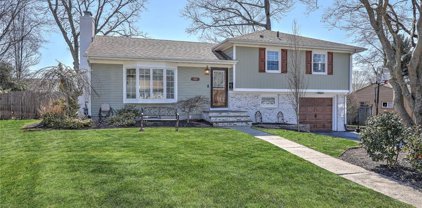 60 E Bel Air  Road, Cranston
