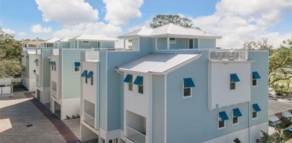 1413 Bayshore Boulevard Unit 8, Dunedin