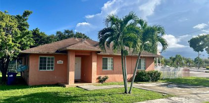 3381 Nw 212th St, Miami Gardens