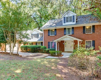 110 Ridge Point Close, Roswell