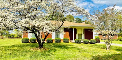 499 Hillcreek Rd, Shepherdsville
