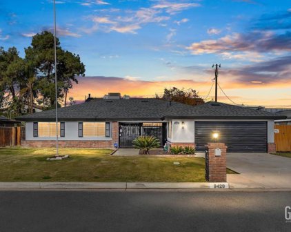 9420 Max, Bakersfield