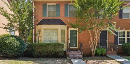 2011 Raleigh Tavern Drive, Roswell
