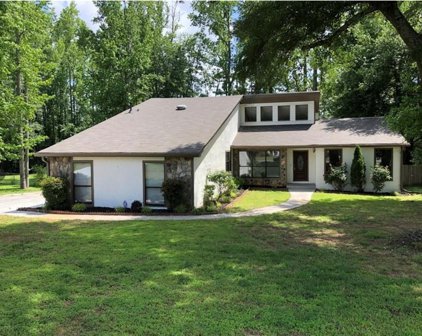 1202 Bay Ridge Drive, Riverdale
