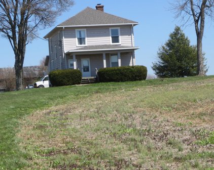 1715 Dawkins Rd, La Grange