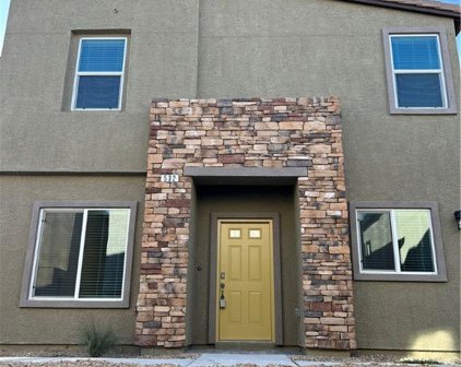 532 Ripple Brook Court, Henderson