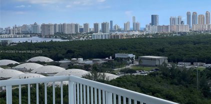 15051 Royal Oaks Ln Unit #2201, North Miami