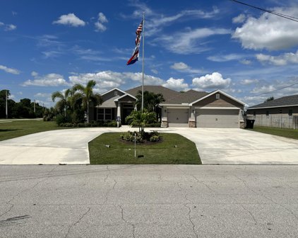 6486 NW Volucia Drive NW, Port Saint Lucie
