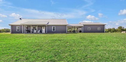 242 Hedrick Ln, Summertown