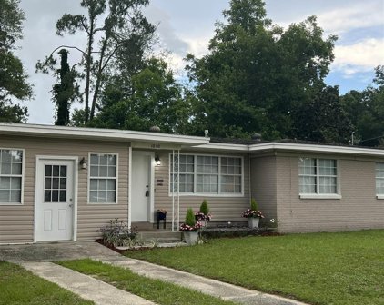 1010 Alexandria Dr, Pensacola