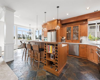 800 South Dyke Road Unit 2, New Westminster