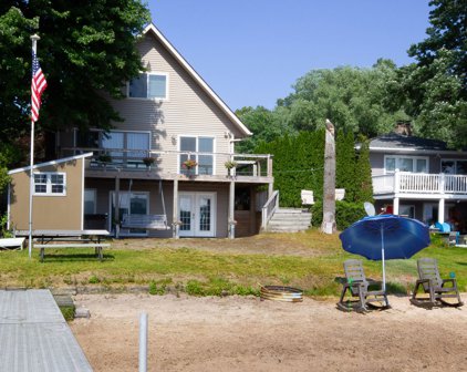 2947 Lakeshore Road, Twin Lake