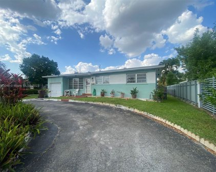 529 W 45th Pl, Hialeah