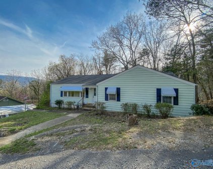 512 9th Street Nw, Fort Payne