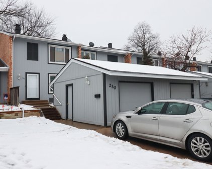 230 Oakwood Lane, Bloomingdale