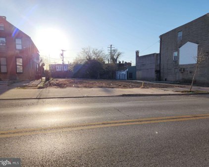 2411 Greenmount Ave, Baltimore