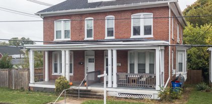 32 Wayside Ave, Hagerstown